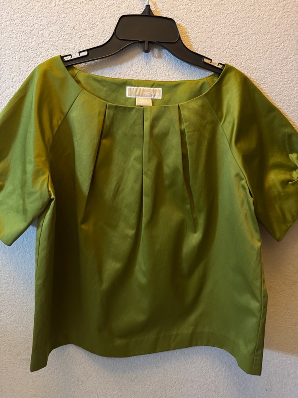 MICHAEL Michael Kors Olive Green Pleated Short-Sleeve Blouse